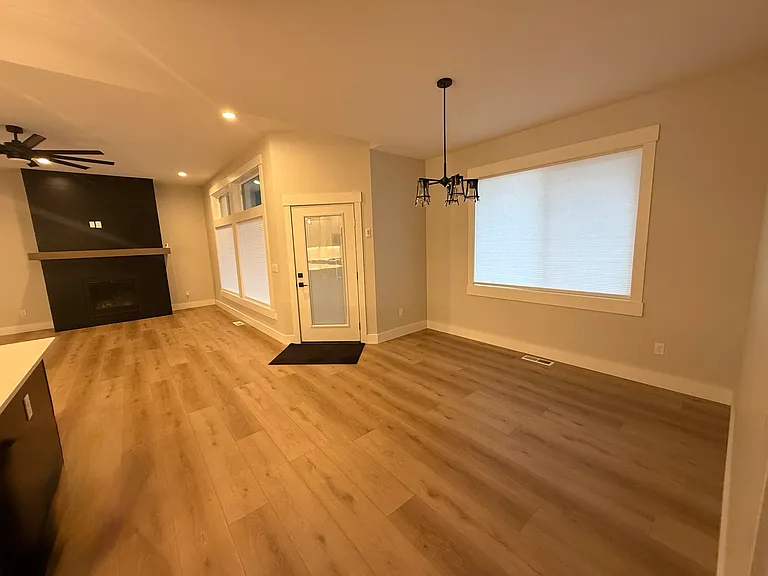 4518 Maple Ave — Photo 18