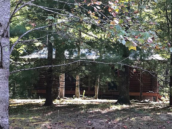 Front of cabin from road
