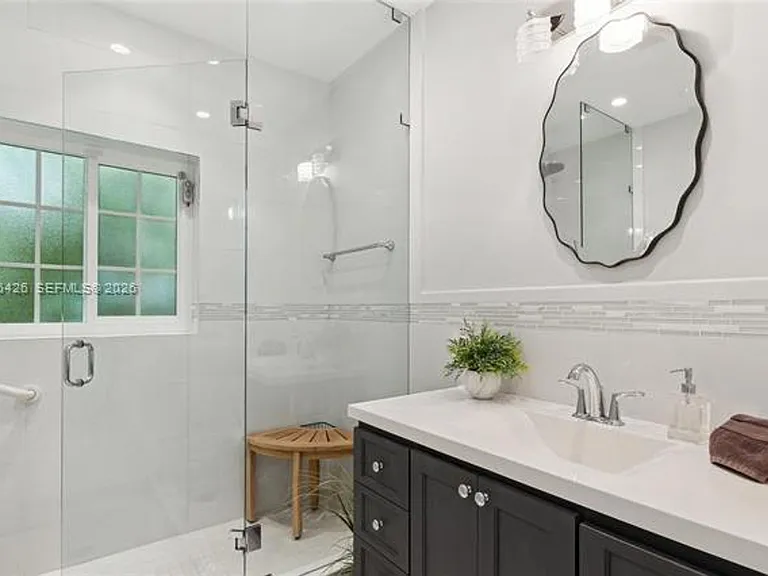 7511 Miami View Dr #7511 — Photo 12