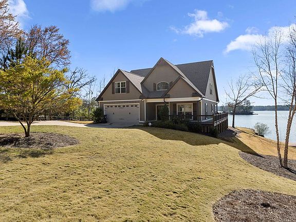 2nd image of 75 Sunset Dr