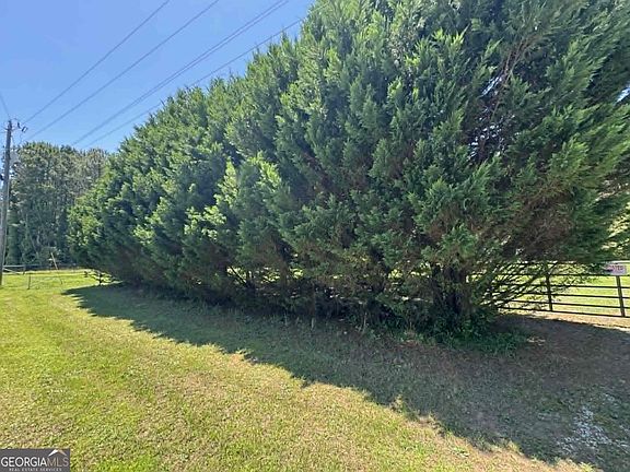 3rd image of 776 Childers Rd