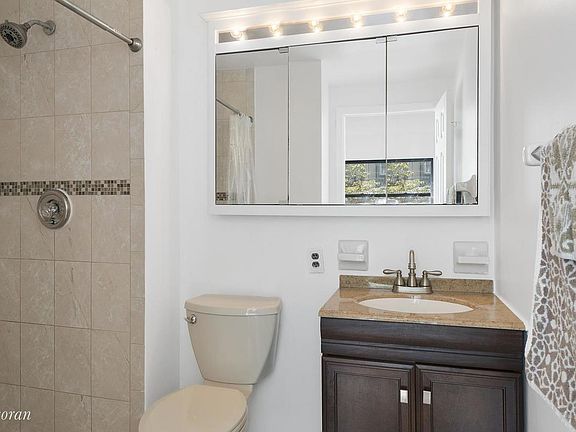 5th image of 124 Atlantic Ave APT A1d