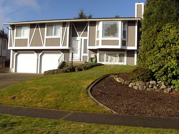 2nd image of 3206 45th Ave NE