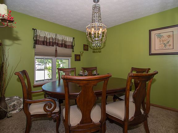 5th image of 2647 Cressmoor Cir