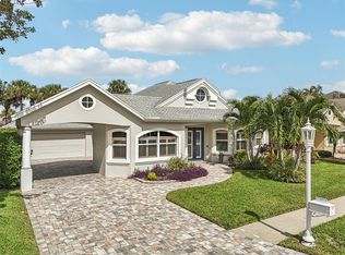 4611 Shark Dr, Bradenton, FL 34208