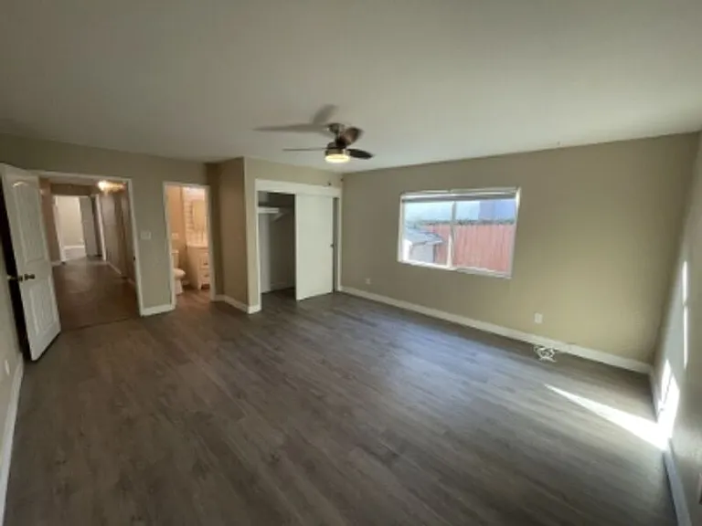 2145 Calle Serena — Photo 10