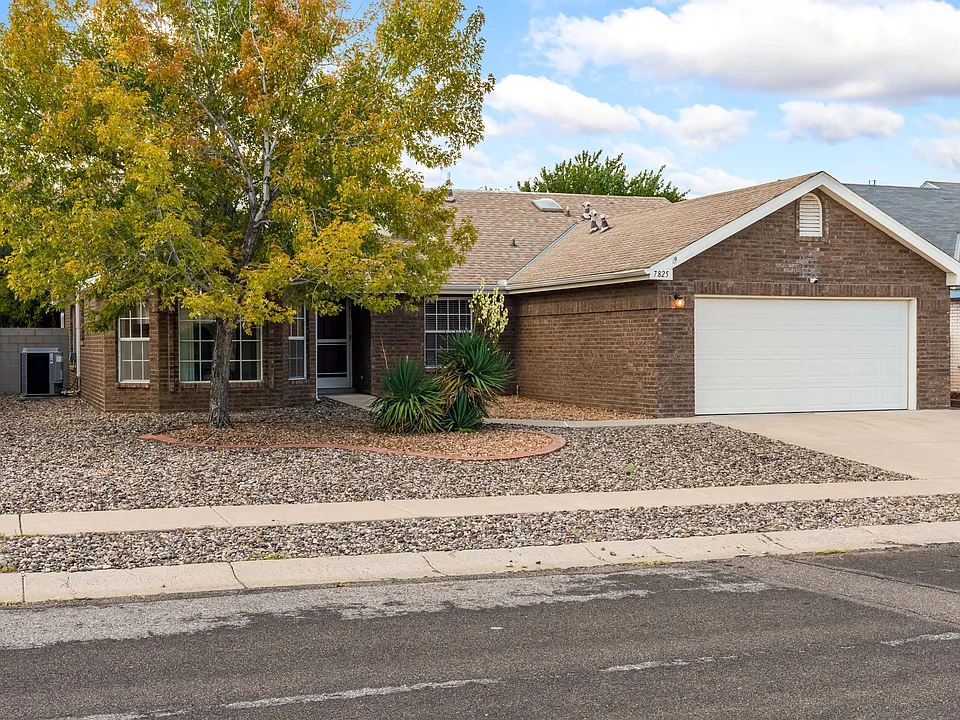 7825 Primrose Dr NW