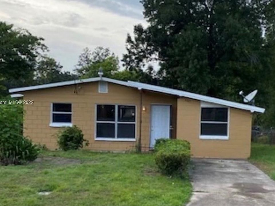 1st image of 4442 Bessie Cir W #0