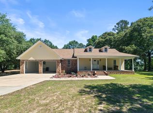 51 Windham Dr, Seminary, MS 39479