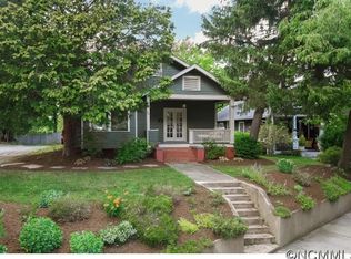 60 Pearson Dr, Asheville, NC 28801