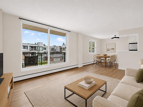 2nd image of 635 N 57th Ave SW #302