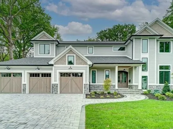 612 Sylvan Pl W, Haworth, NJ 07641