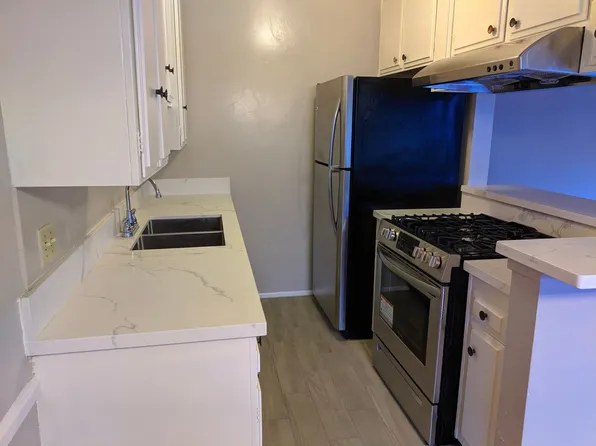 New Hampshire Apartments, 1841 N New Hampshire Ave APT 6, Los Angeles, CA 90027