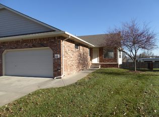 421 N Creek Trail St, Kechi, KS 67067