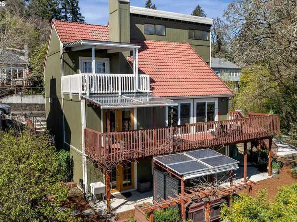 4731 Riverview Ave, West Linn, OR 97068