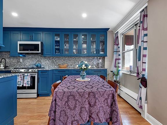 3rd image of 303 W 66th St APT 9DE