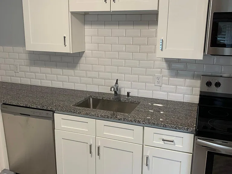 137 Shoshone St #2 — Photo 3