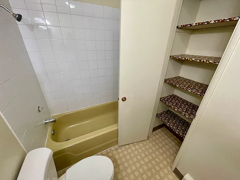 1023 W 26th Ave #302 — Photo 8
