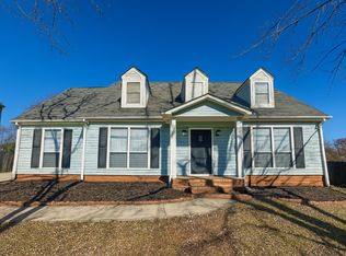 9501 Pondside Ln, Charlotte, NC 28213