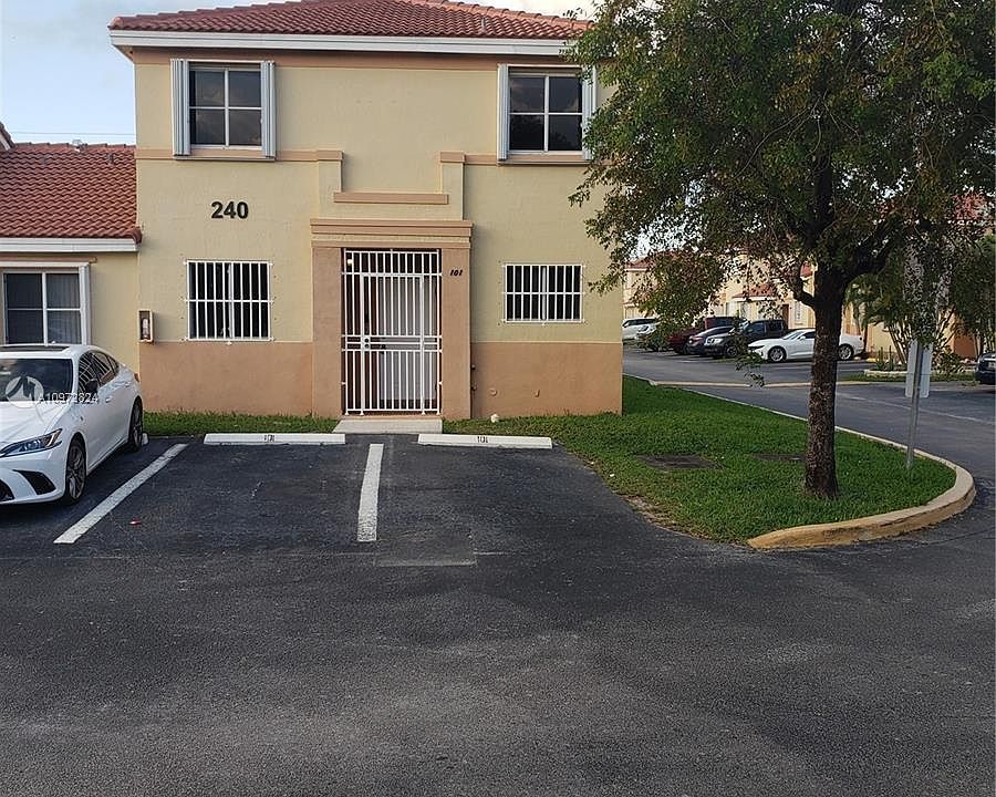 1st image of 240 NW 114th Ave #1-101