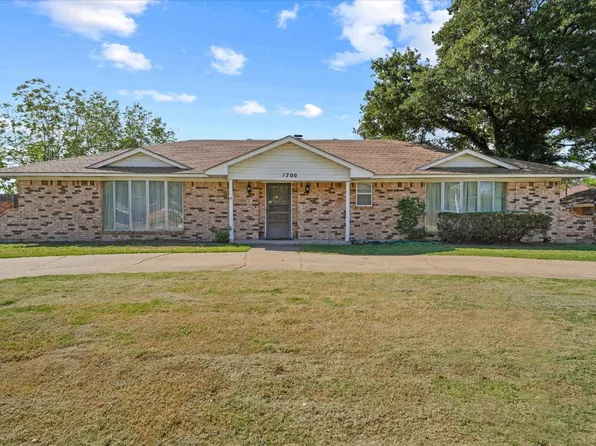 1700 Northcrest Dr, Arlington, TX 76012