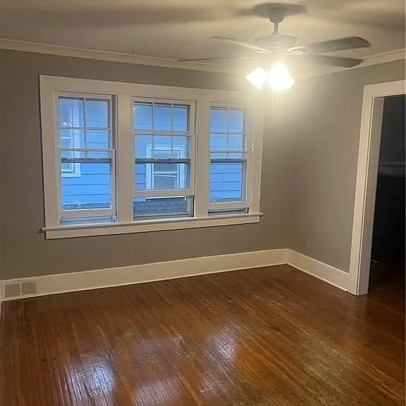 343 Genesee Park Blvd — Photo 7