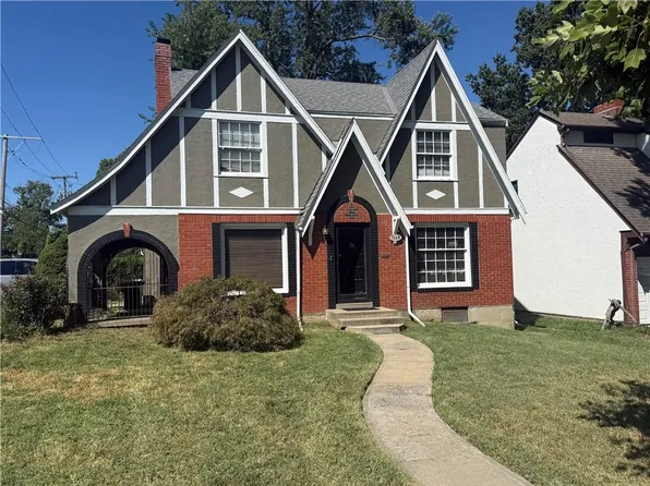 7440 Harrison St, Kansas City, MO 64131