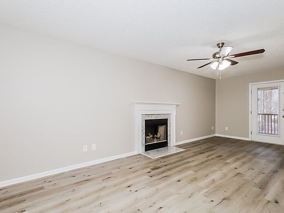 5th image of 124 Hocutt Dr