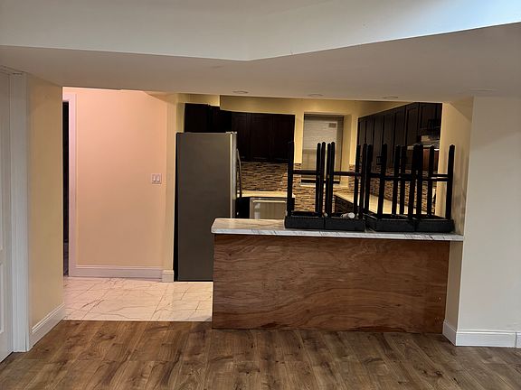 4th image of 145 Audubon Ave #Basement
