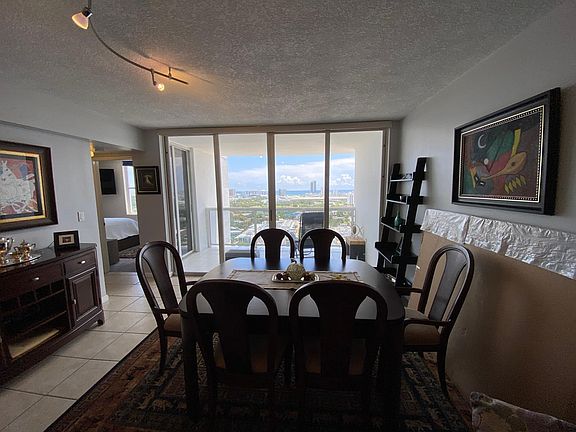 4th image of 1900 Sunset Harbour Dr #2301