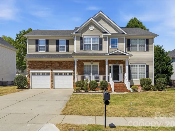 509 Evening Mist Dr, Fort Mill, SC 29708