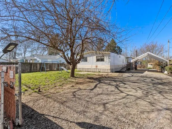 5890 Riverside Dr, West Linda, CA 95961