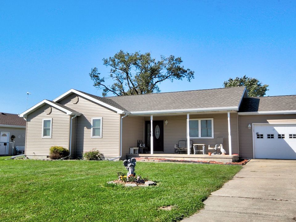1st image of 102 Horseshoe Dr