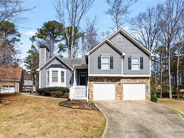 4810 Hillside Ct, Powder Springs, GA 30127