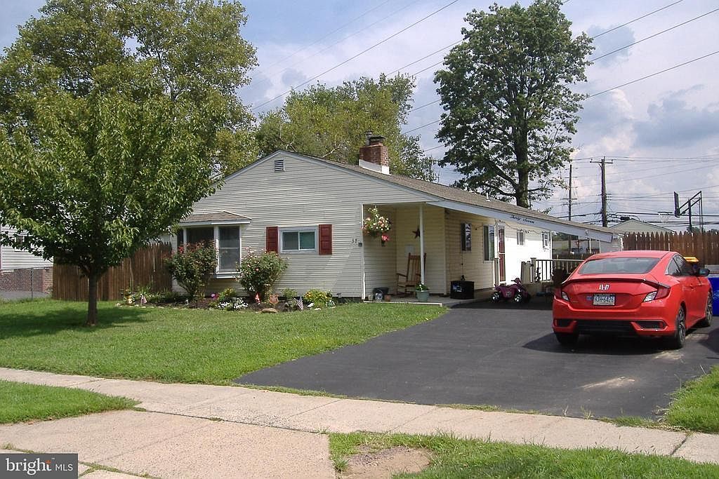 37 S Stonybrook Dr, Levittown, PA 19055 Zillow