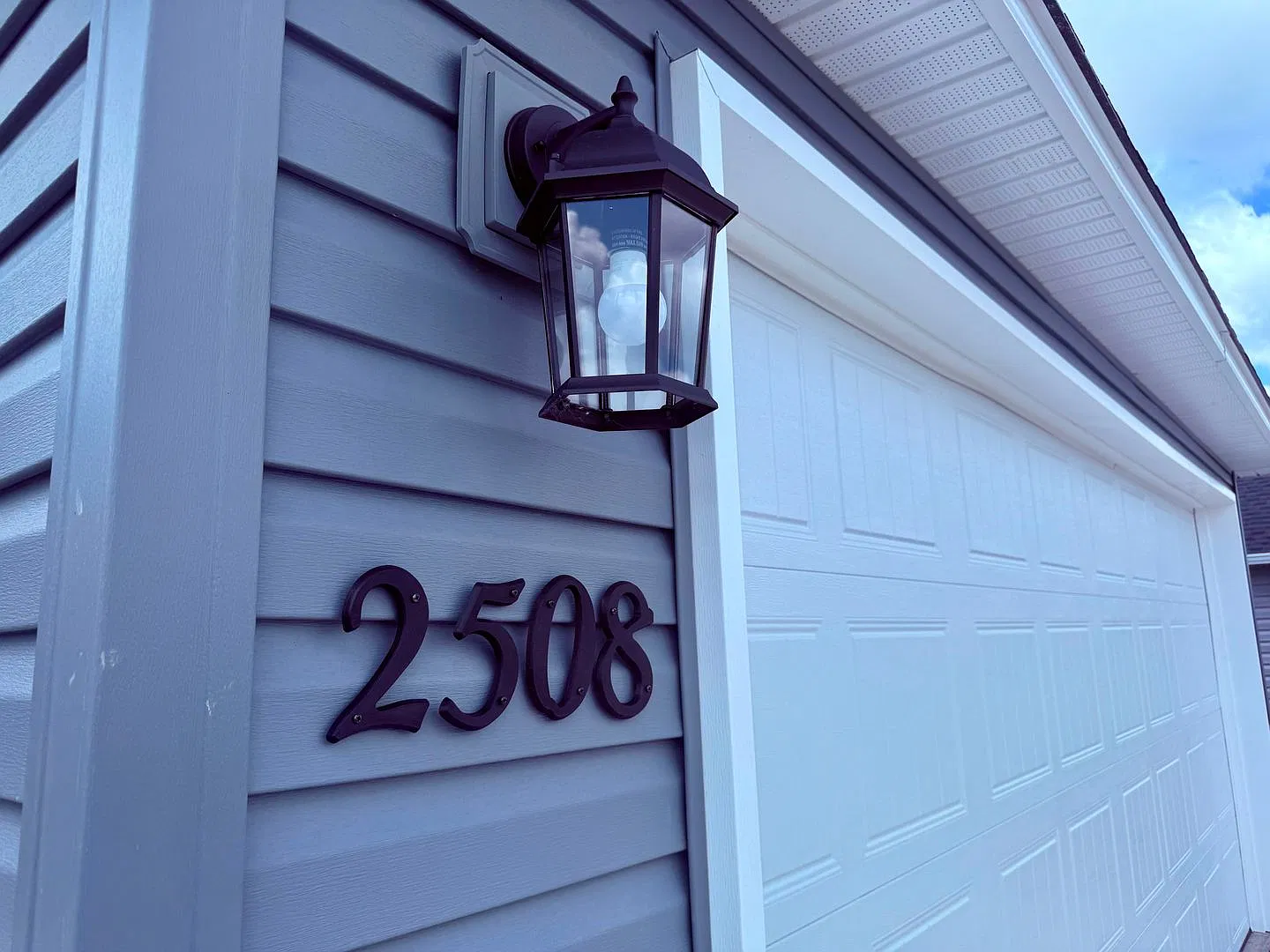 2508 E. Jan Street — Photo 2
