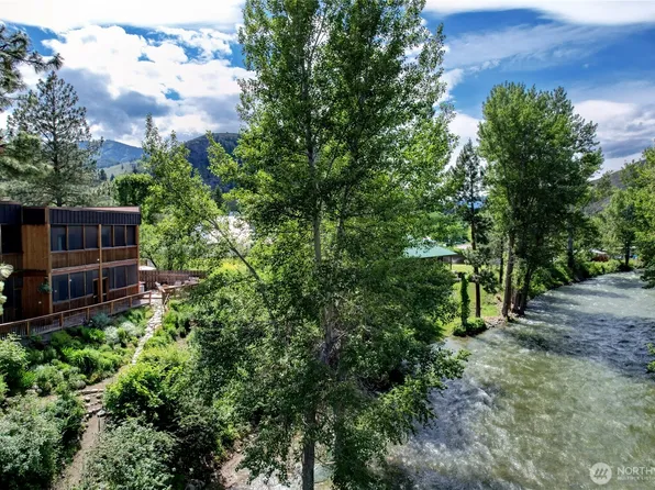 140 Twisp Avenue W #204, Twisp, WA 98856