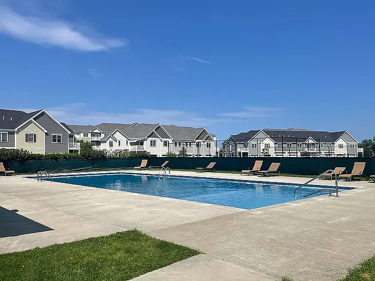 132 Stillwater Ln #5 — Photo 18