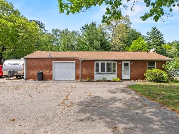 29 Anderson Ave, Middleboro, MA 02346