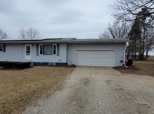 28700 W Thome Rd, Rock Falls, IL 61071