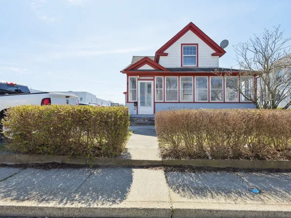61 Hamilton Avenue, Groton, CT 06340