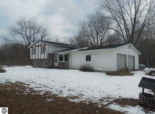 9674 E Remus Rd, Mount Pleasant, MI 48858