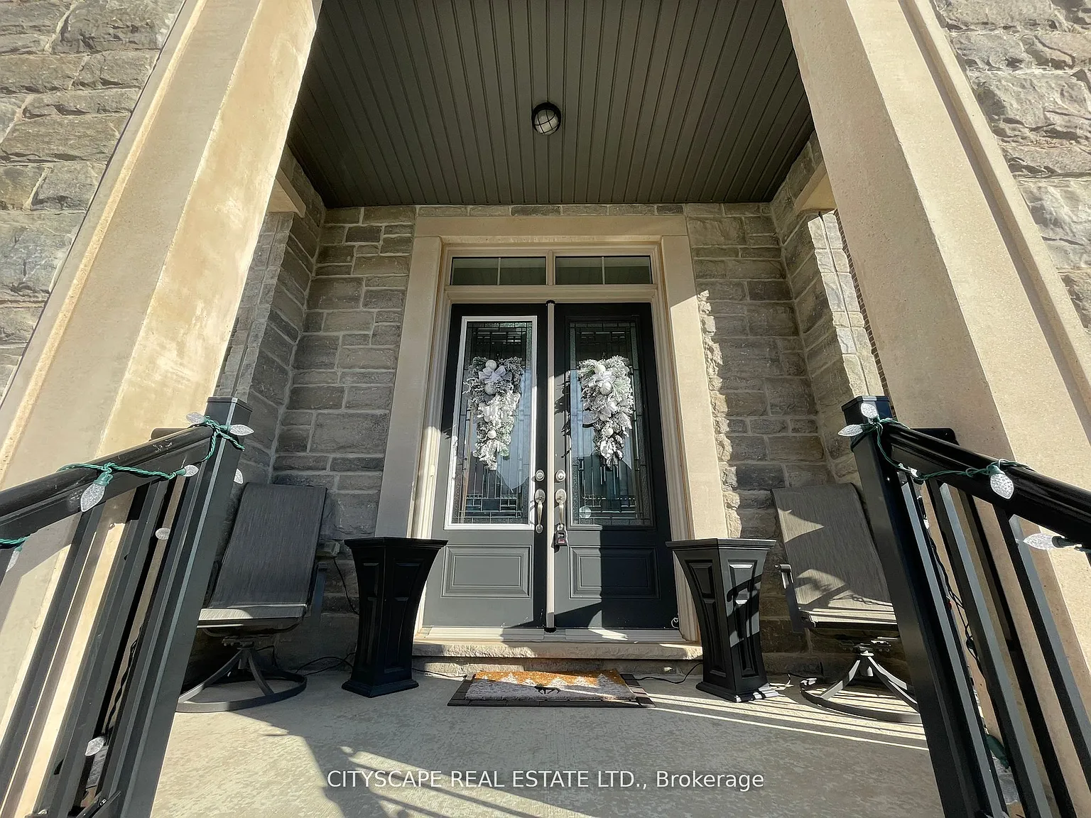 4 bed, $5,350 — Photo 2