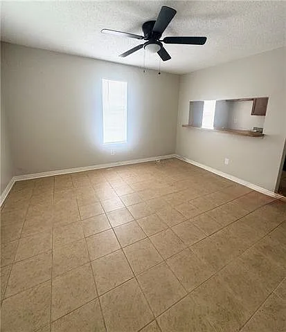 1 bed, 1.0 bath, 550 sqft, $1,000 — Photo 4