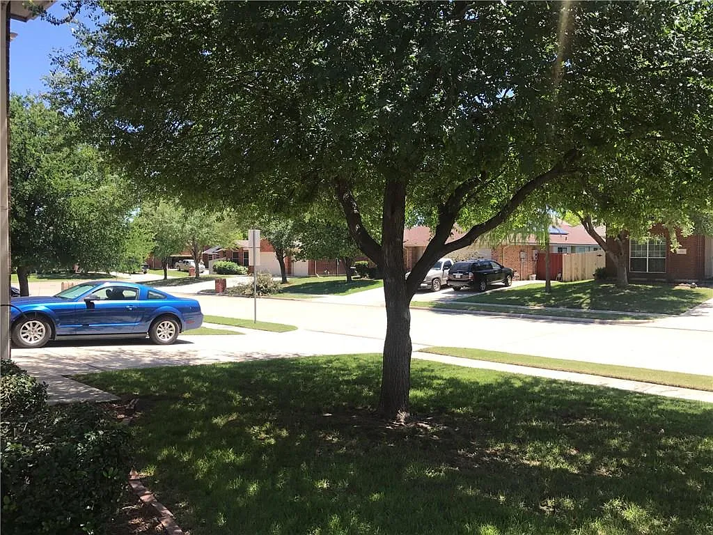 744 Quail Dr — Photo 1