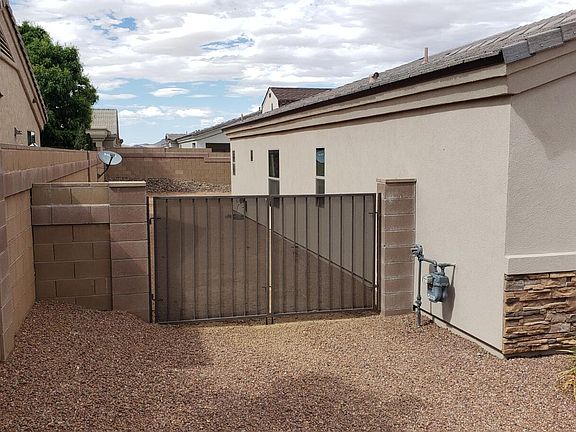 3rd image of 5338 N Prairie Heights Dr