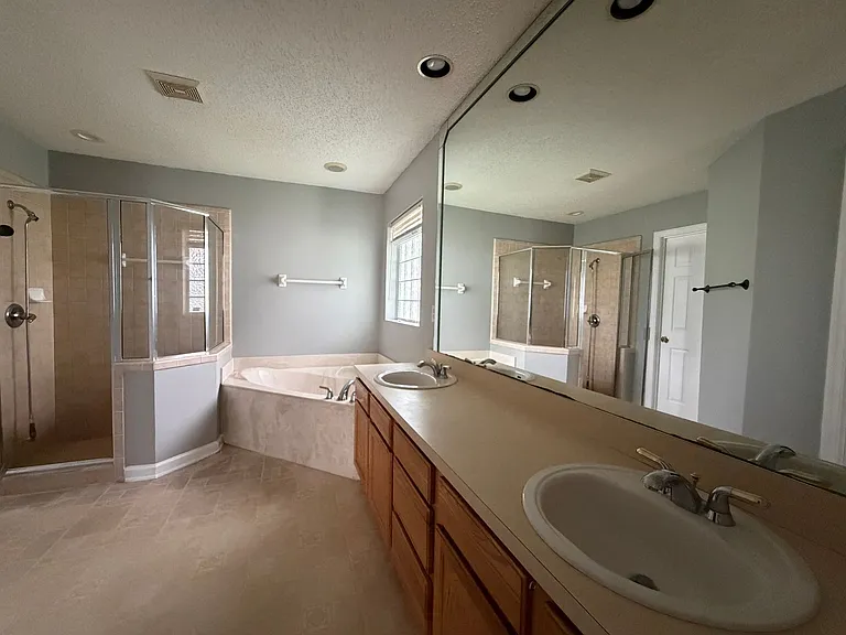 3041 Southall Ct — Photo 9