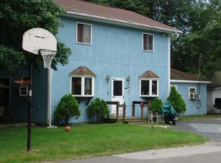 39 Read Ave, Barrington, RI 02806