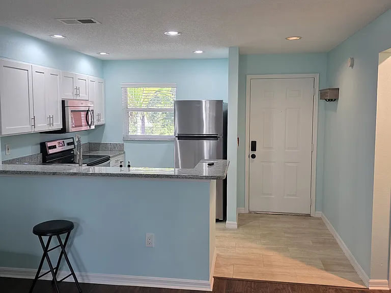 5450 Longwood Run Blvd #202 — Photo 7