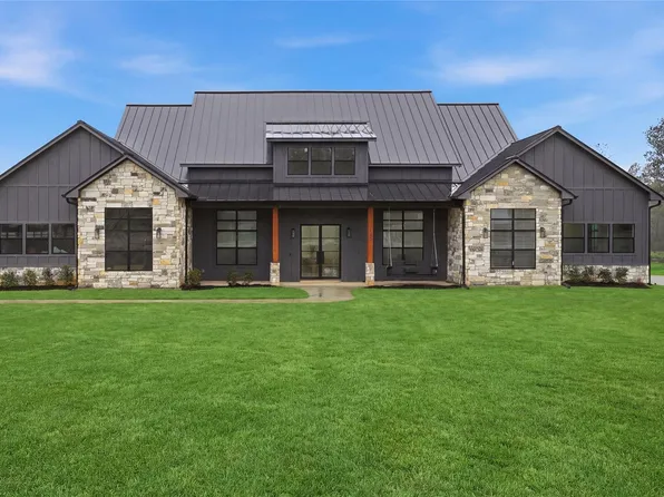 150 Quiet Springs Trl, Willis, TX 77378